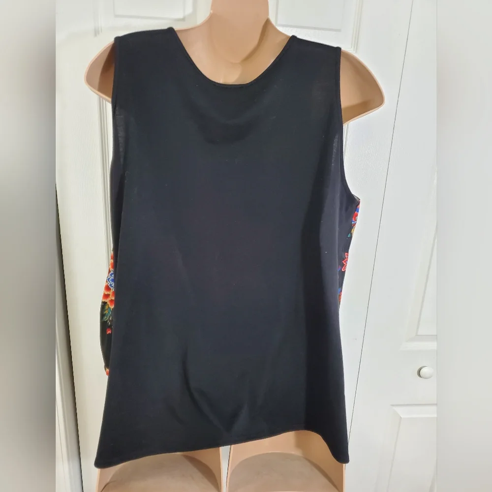 DG2 Diane Gilman Black Floral Layered Easy Tank Light Stripes 3XL ~ Pre-Owned - Picture 6 of 12